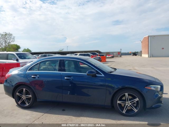 W1K3G4EB5MJ271569 Mercedes-Benz A-class A 220