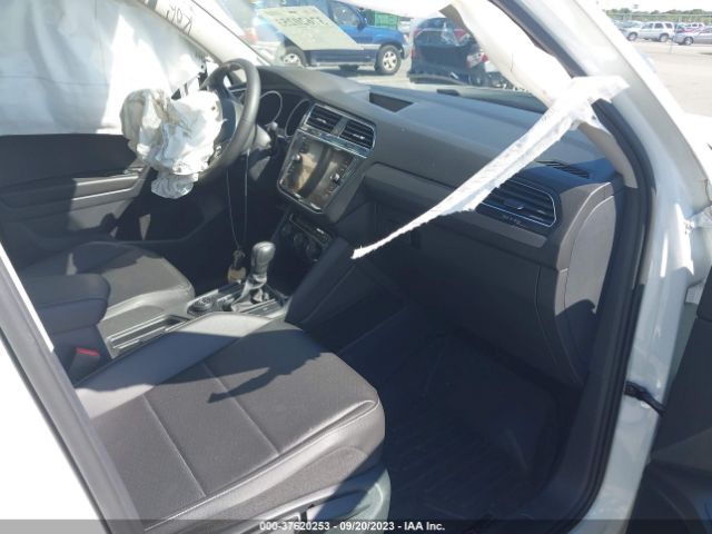 2021 VOLKSWAGEN TIGUAN 3VV2B7AX4MM075845 Photo 4