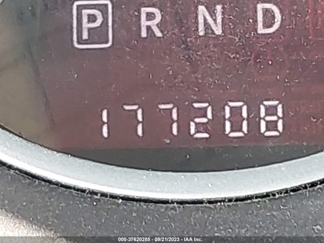 2010 VOLKSWAGEN ROUTAN SE VIN: 2V4RW3D13AR360533