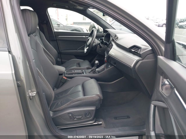 WA1DECF31M1106683 Audi Q3 S Line Premium