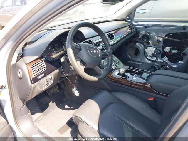 WAU44AFD9JN000683 Audi A8 L