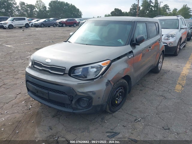 KIA Soul Base 2017 KNDJN2A24H7456930 Image 2