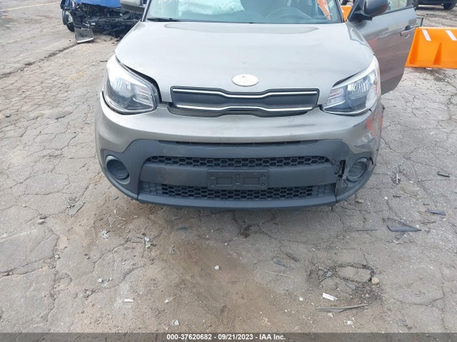 KIA Soul Base 2017 KNDJN2A24H7456930 Image 6