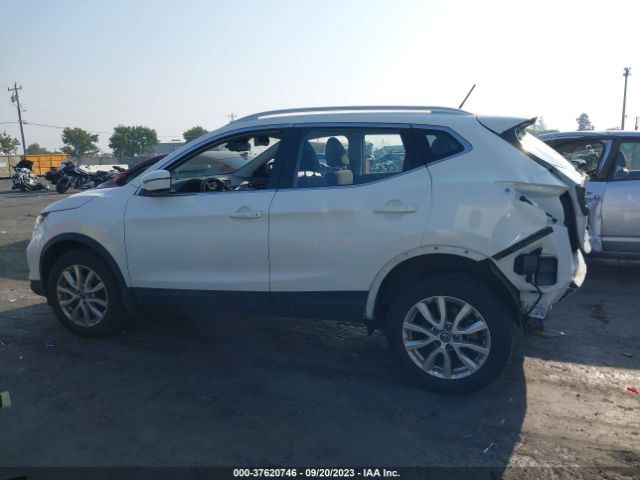 JN1BJ1BV4MW572327 Nissan Rogue Sport Sv