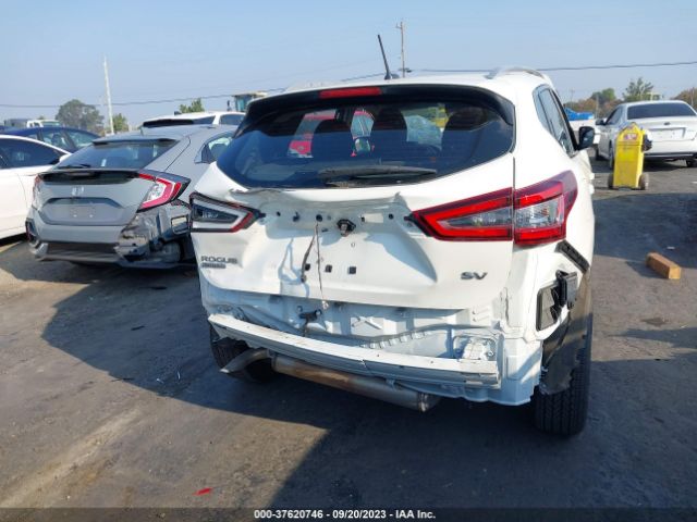 JN1BJ1BV4MW572327 Nissan Rogue Sport Sv