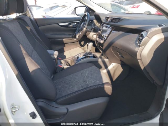 JN1BJ1BV4MW572327 Nissan Rogue Sport Sv