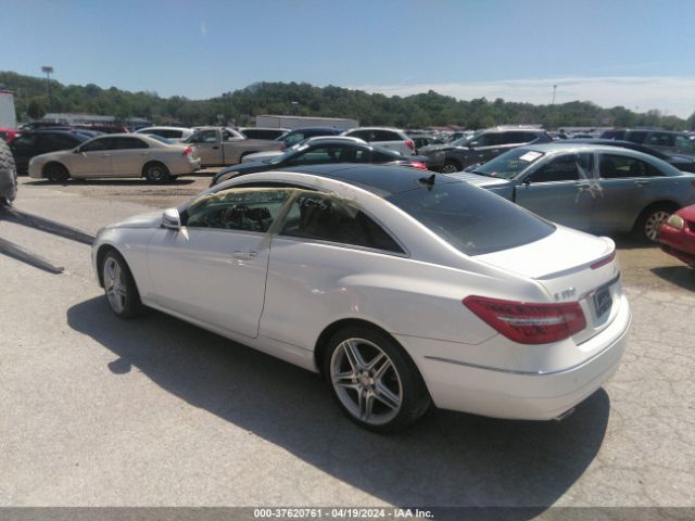 2013 MERCEDES-BENZ E 350 WDDKJ8JB0DF195515 Photo 2