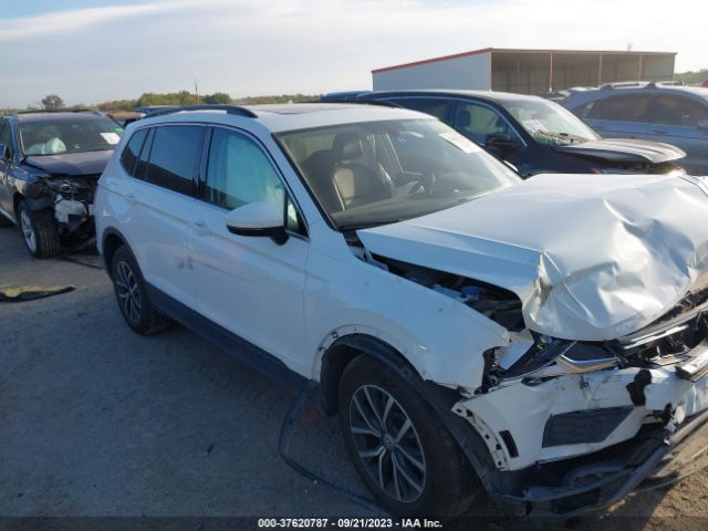 2019 VOLKSWAGEN TIGUAN 3VV3B7AX5KM019043