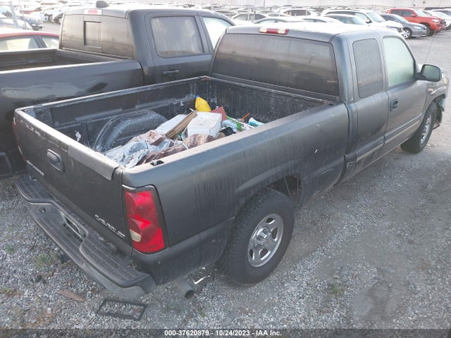 2004 CHEVROLET SILVERADO 1500 LS VIN: 2GCEC19T141285107