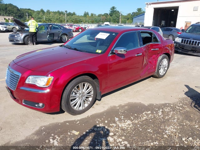 2012 CHRYSLER 300 300C VIN: 2C3CCAKT4CH143510