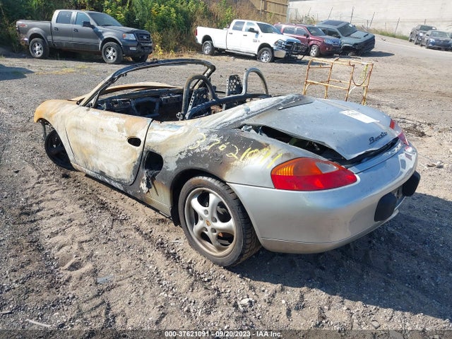 1999 PORSCHE BOXSTER WP0CA2988XU625344 Photo 2