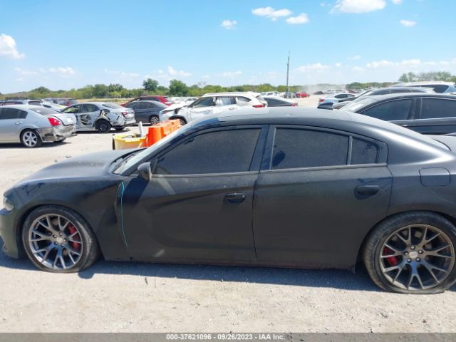 2C3CDXEJ7FH833475 Dodge Charger Srt 392