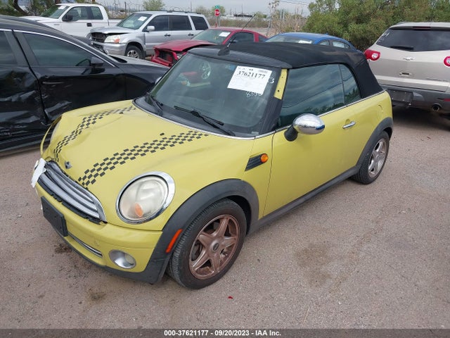 2010 MINI COOPER CONVERTIBLE WMWMR3C52ATU98666 Photo 1
