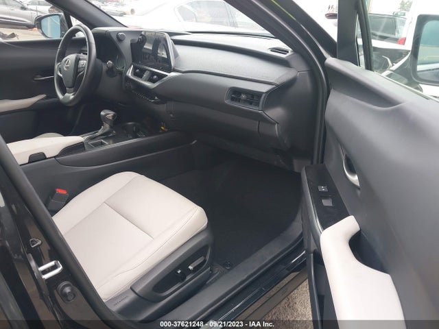 2023 Lexus UX, VIN: JTHX6JBHXP2132119