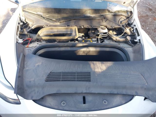 5YJYGDEE5LF011253 Tesla Model Y Long Range