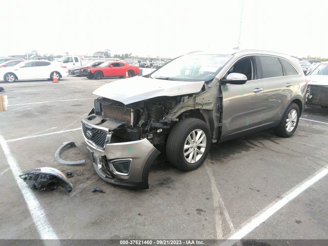 KIA SORENTO LX 2017 5XYPG4A33HG284773 Image 2