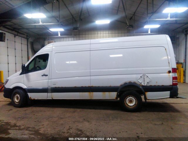 WD3PE8DE1E5829975 Mercedes-Benz SPRINTER CARGO VANS