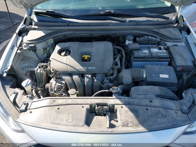 Hyundai ELANTRA SE 2018 5NPD74LF7JH225394 Image 16
