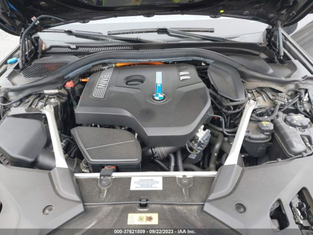 WBAJA9C59JB250773 BMW 5 Series 530e Iperformance