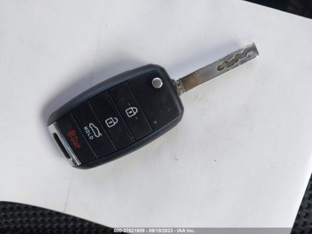 5XXGT4L31KG277387 KIA Optima Lx