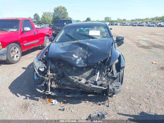 2011 HONDA ACCORD SDN EX VIN: 1HGCP2F7XBA009196