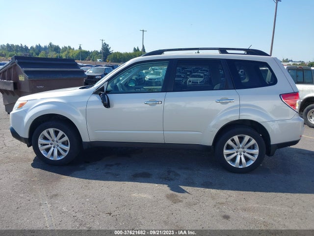 2012 SUBARU FORESTER 2.5X PREMIUM VIN: JF2SHADC1CH404394