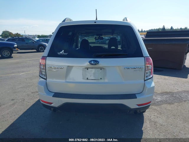 2012 SUBARU FORESTER 2.5X PREMIUM VIN: JF2SHADC1CH404394