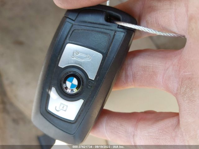 WBA3B1G53FNT07184 BMW 3 Series 320i