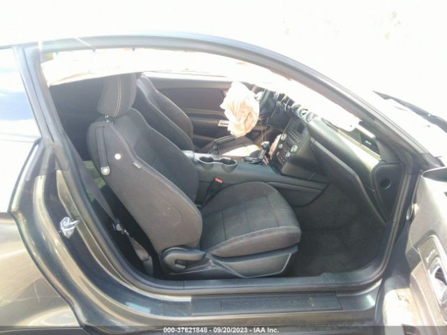 1FA6P8AM2H5330569 Ford Mustang V6