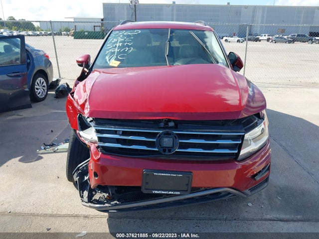 3VV3B7AX0KM141180 Volkswagen TIGUAN SE