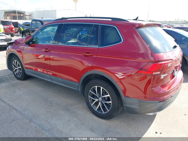 3VV3B7AX0KM141180 Volkswagen TIGUAN SE