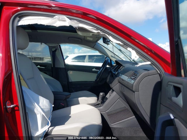 3VV3B7AX0KM141180 Volkswagen TIGUAN SE