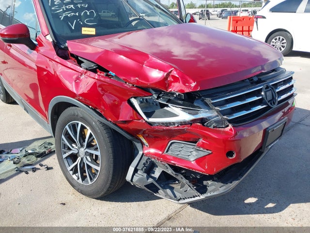 3VV3B7AX0KM141180 Volkswagen TIGUAN SE