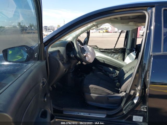 3N1CN7AP3HL800943 Nissan Versa Sedan S