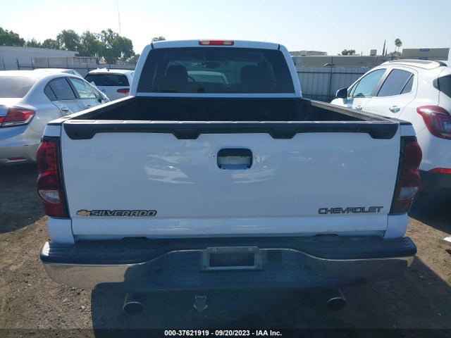 2005 CHEVROLET SILVERADO 1500 LS VIN: 2GCEC19V451294967