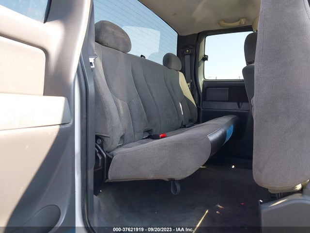 2005 CHEVROLET SILVERADO 1500 LS VIN: 2GCEC19V451294967