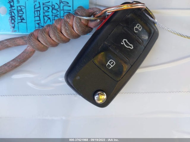 3VWD17AJ7EM299308 Volkswagen Jetta Sedan Se