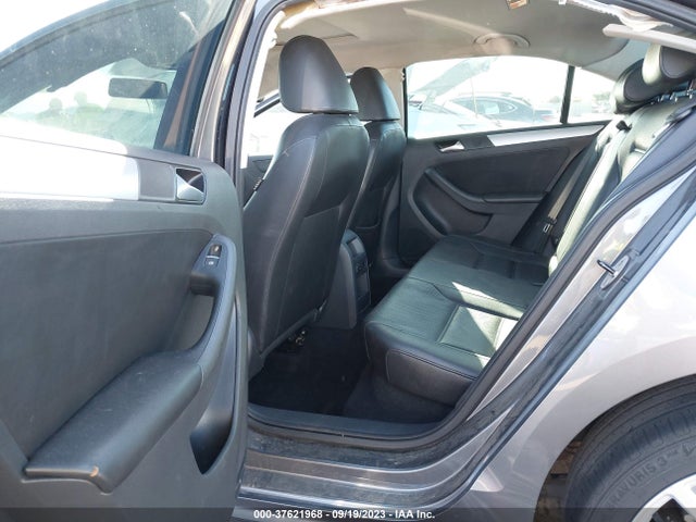 3VWD17AJ7EM299308 Volkswagen Jetta Sedan Se