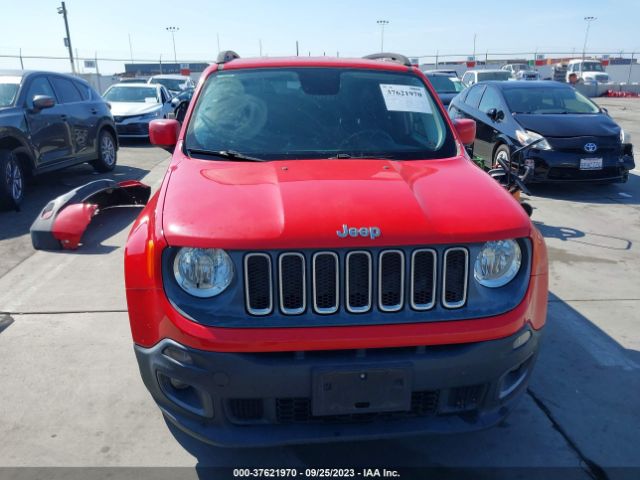 ZACCJABT8FPB22390 Jeep Renegade Latitude