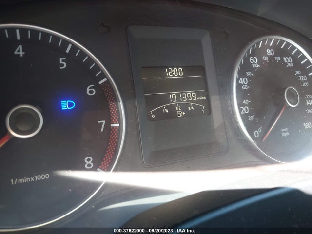 2013 VOLKSWAGEN JETTA SEDAN SE W/CONVENIENCE VIN: 3VWBX7AJ1DM433296