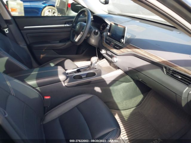 1N4BL4FV3KC105200 Nissan Altima 2.5 Platinum
