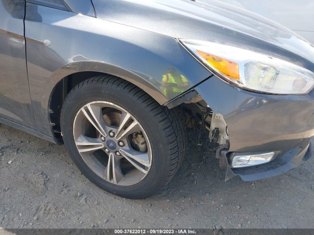 Ford FOCUS SE 2018 1FADP3FE8JL271122 Image 6