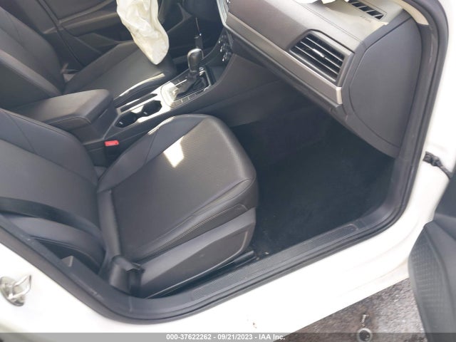 3VWCB7BU1KM156299 Volkswagen Jetta S/se/r-line