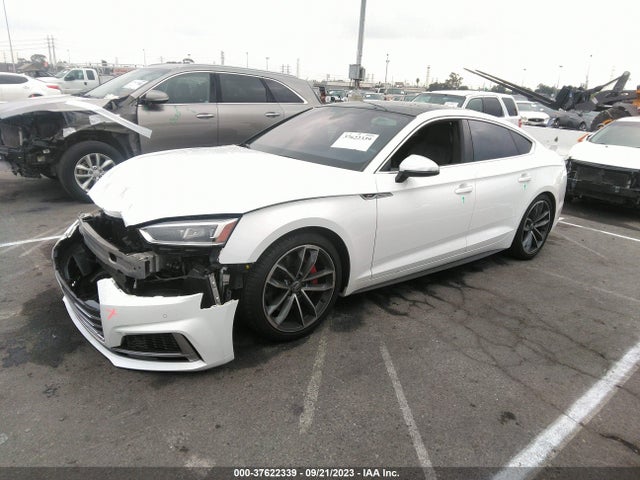 WAUB4CF52JA045466 Audi S5 Sportback Premium Plus