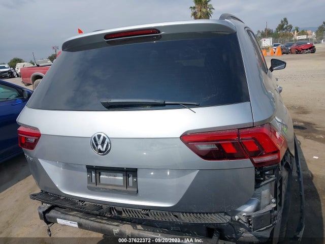 3VV1B7AX9KM195536 Volkswagen TIGUAN S