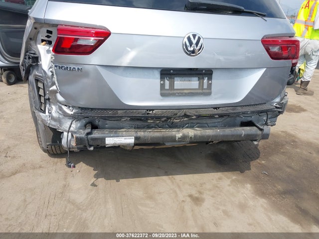 3VV1B7AX9KM195536 Volkswagen TIGUAN S