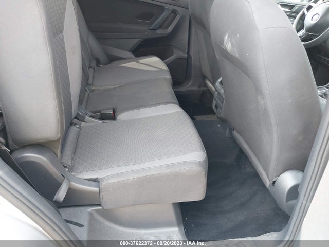 3VV1B7AX9KM195536 Volkswagen TIGUAN S