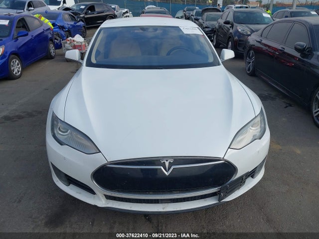 Tesla Model S 70 Kwh 2016 5YJSA1E18GF129712 Image 4