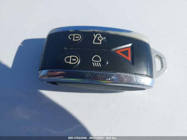 2012 JAGUAR XF PORTFOLIO VIN: SAJWA0HB3CLS50706