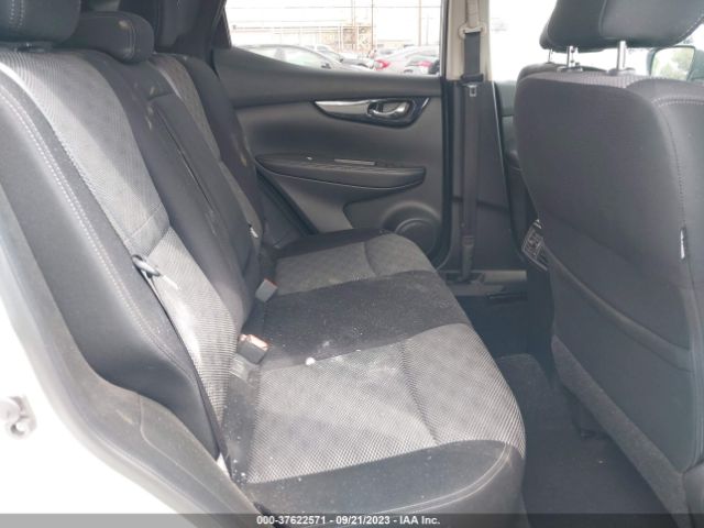 JN1BJ1CP0HW014514 Nissan Rogue Sport Sv